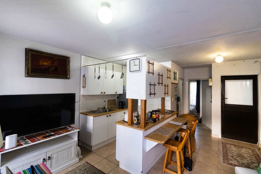 1 Bedroom Property for Sale in Sandbaai Western Cape